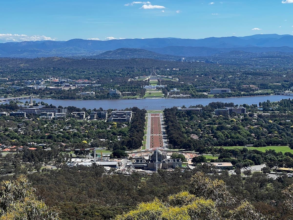 Mount Ainslie Lookout