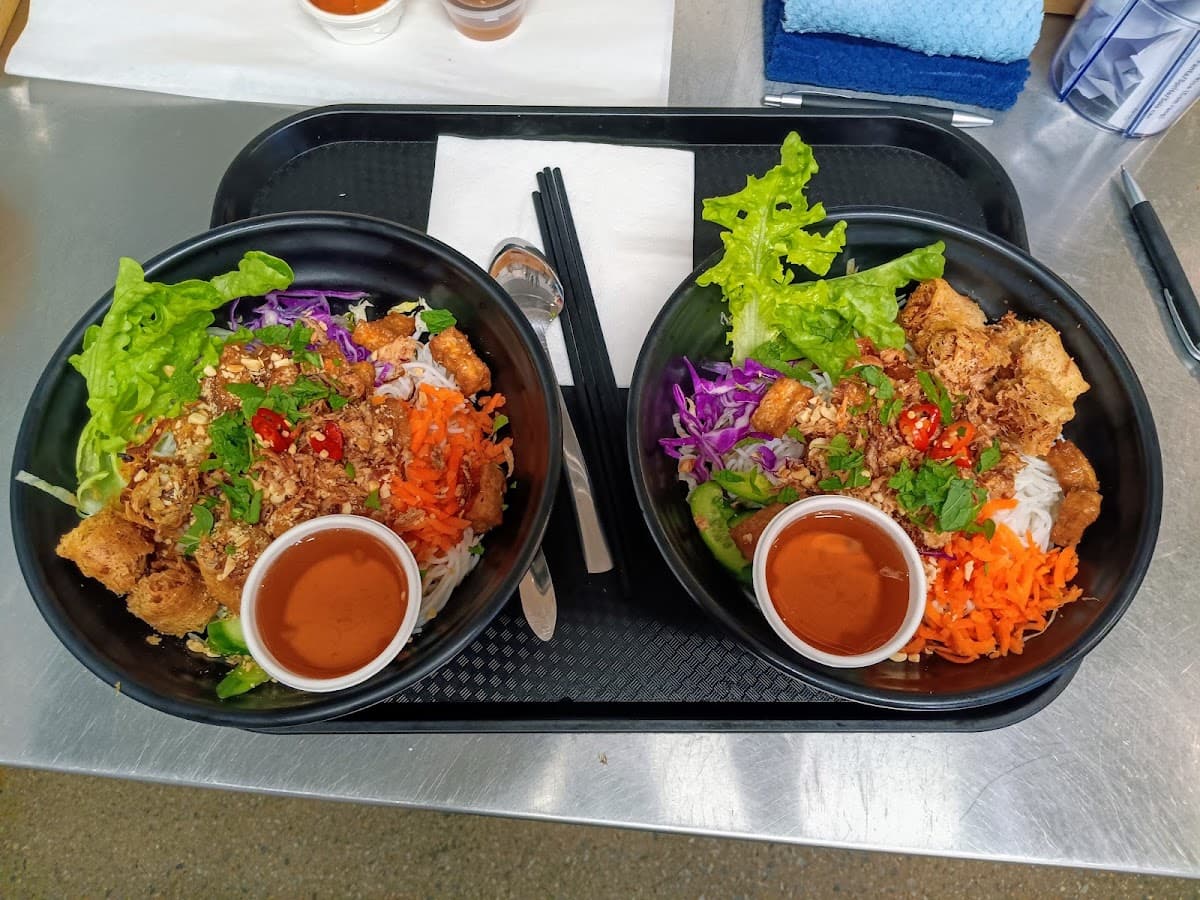 Em Mai - Vietnamese Kitchen